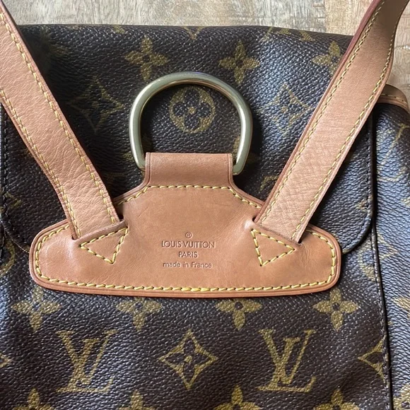 Louis Vuitton back pack - Picture 3 of 6